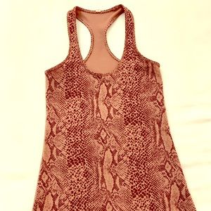 Lululemon *RARE* cool Racerback pattern tank